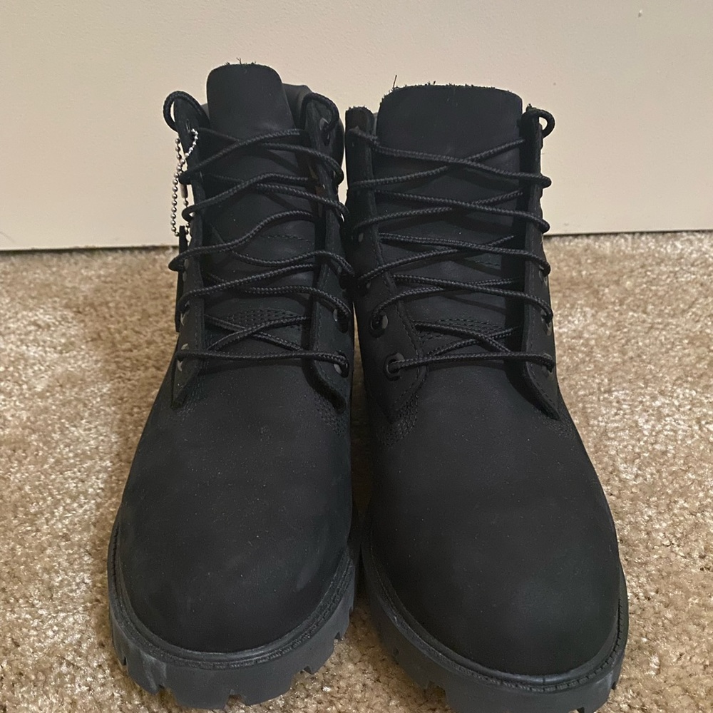 Black timberland boots size 7